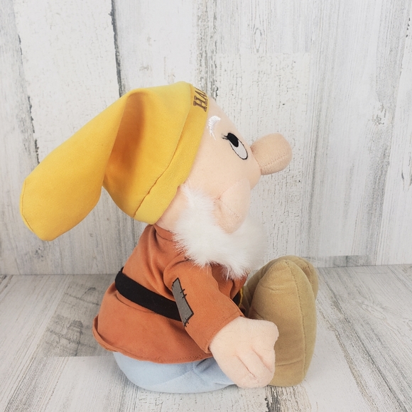 The Disney Store The Seven Dwarves Happy 12" plush stuffed animal - Picture 4 of 7